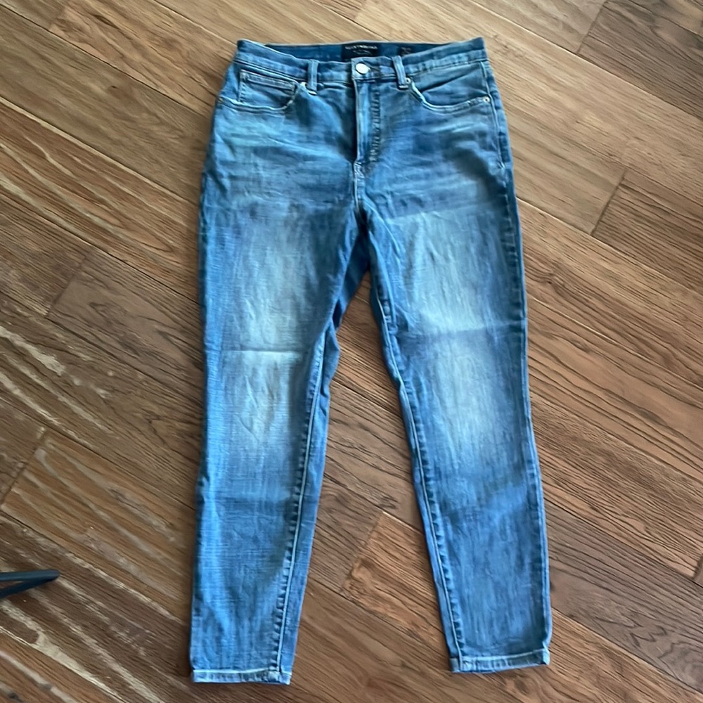 Lucky Brand. High Rise Brigette Skinny Ankle